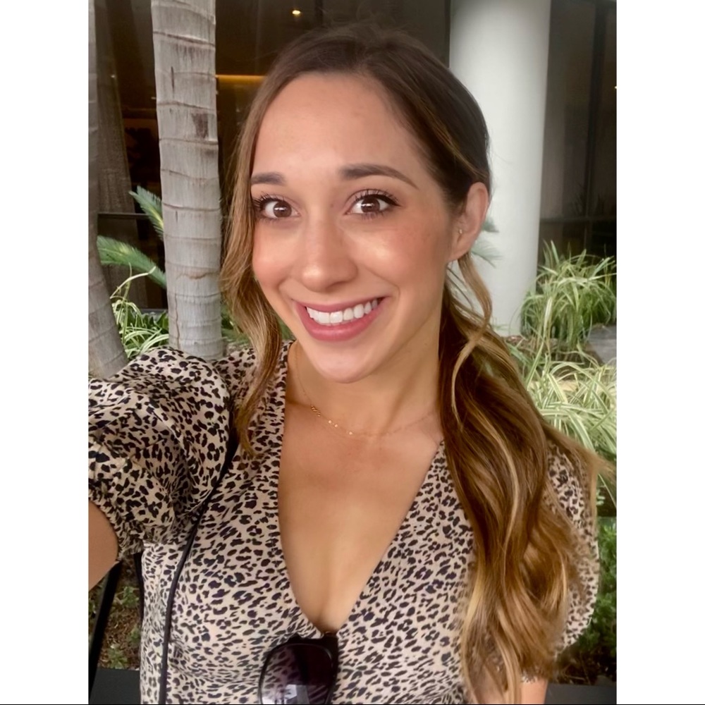 Meet your Posher, Lauren